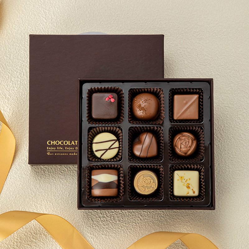 Recommend a custom chocolate box Italy manufacturer